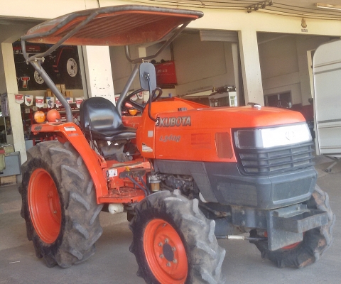 Kubota L3408
