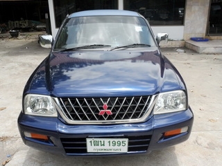 MITSUBISHI STRADA 2.5 MT ปี 2002 รถสวยพร้อมใช้ จัดไฟแนนซ์ได้ T.086-527-9533 MITSUBISHI STRADA 2.5 MT ปี 2002 รถสวยพร้อมใช้ จัดไฟแนนซ์ได้ T.086-527-9533