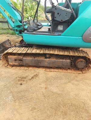 รถแบคโฮ Komatsu PC 30-7 รถแบคโฮ Komatsu PC 30-7