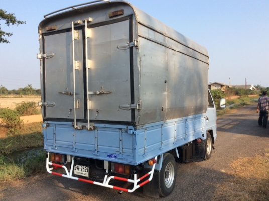 ISUZU NPR 4 ล้อ เครื่อง 88แรง กระจกไฟฟ้า พวงมาลัยพาวเวอร์ แอร์เย็น สภาพพร้อมใช้งาน ขาย 245,000 บาท ศุภากร 081-1903107 , 081-4252943