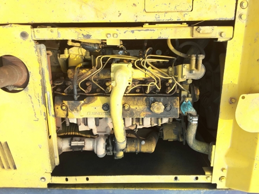 ขาย!! >>> Komatsu Pc200 รุ่น5 คอนโทรนสั้น <<< เปลี่ยนโซ่ให้ใหม่ ราคา 680,000 บาท ขาย!! >>> Komatsu Pc200 รุ่น5 คอนโทรนสั้น <<< เปลี่ยนโซ่ให้ใหม่ ราคา 680,000 บาท