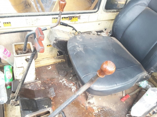 ขาย!! >>> Komatsu Pc200 รุ่น3 <<< พร้อมใช้งาน ราคา 580,000 บาท ขาย!! >>> Komatsu Pc200 รุ่น3 <<< พร้อมใช้งาน ราคา 580,000 บาท