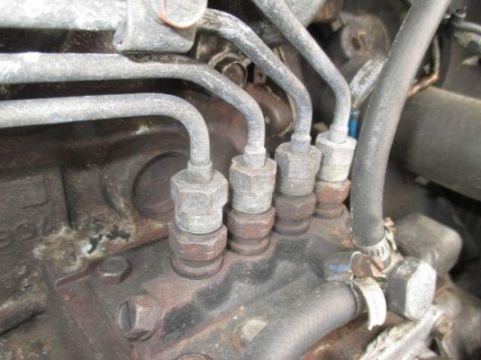 ขายรถขุด ยี่ห้อ: KOBELCO รุ่น : SK045 รถเก่านอกแท้ มีเอกสารใบอินวอย รถไม่เคยใช่งานในไทย สนใจติดต่อ: 099-907-9273 กิ๊ฟ กมลชนก