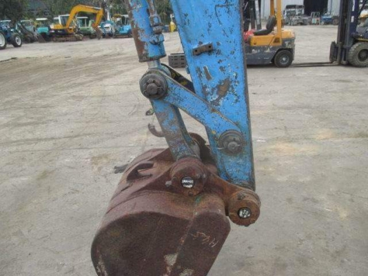 ขายรถขุด ยี่ห้อ: KOBELCO รุ่น : SK045 รถเก่านอกแท้ มีเอกสารใบอินวอย รถไม่เคยใช่งานในไทย สนใจติดต่อ: 099-907-9273 กิ๊ฟ กมลชนก