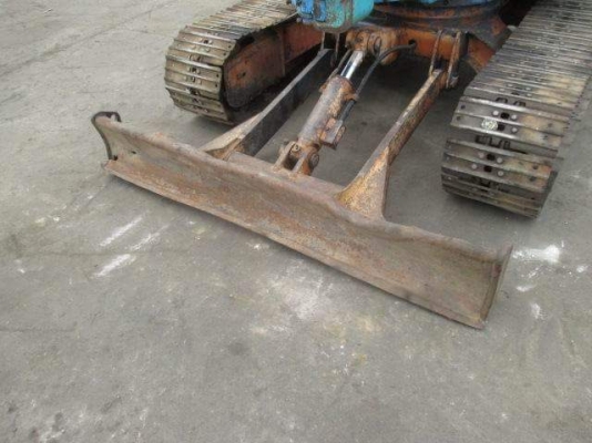 ขายรถขุด ยี่ห้อ: KOBELCO รุ่น : SK045 รถเก่านอกแท้ มีเอกสารใบอินวอย รถไม่เคยใช่งานในไทย สนใจติดต่อ: 099-907-9273 กิ๊ฟ กมลชนก