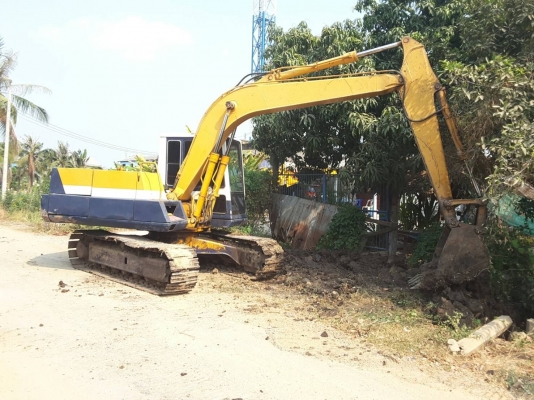 ขาย!! >>> Komatsu Pc100 รุ่น3 <<< พร้อมใช้งาน ราคา 460,000 บาท