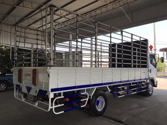 ขายISUZU 6ล้อ FRR210 EURO 3 รุ่นหน้าตึกเครื่อง210เเรงคอมมอลเรลกระบะคาร์โก้พร้อมคอกสูงยาว5.6เมตรหัวเดิมๆเบรคทิฟฟี่จดทะเบียนปี2556(2013)ใครหารุ่นนี้อยู่ไม่ผิดหวังเเน่นนอนราคา1,150,000บาทจัดไฟเเนนท์ได้ทั่วโลกครับสนใจดูรถได้ที่เต็นท์รถ JJ.AUTOCAR 2 หลังวัดจัน