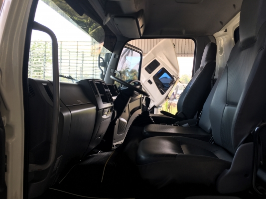 ขายISUZU 6ล้อ FRR210 EURO 3 รุ่นหน้าตึกเครื่อง210เเรงคอมมอลเรลกระบะคาร์โก้พร้อมคอกสูงยาว5.6เมตรหัวเดิมๆเบรคทิฟฟี่จดทะเบียนปี2556(2013)ใครหารุ่นนี้อยู่ไม่ผิดหวังเเน่นนอนราคา1,150,000บาทจัดไฟเเนนท์ได้ทั่วโลกครับสนใจดูรถได้ที่เต็นท์รถ JJ.AUTOCAR 2 หลังวัดจัน