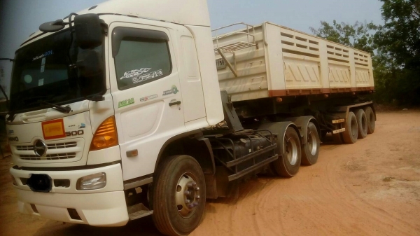 อีโน่344หัวลากดั้มเชมิ ปี55 ราคา2,550,000บาท สนใจติดต่อสุขุมตรัง 087-2836792 อีโน่344หัวลากดั้มเชมิ ปี55 ราคา2,550,000บาท สนใจติดต่อสุขุมตรัง 087-2836792