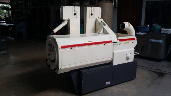 เครื่องสีข้าวกล้องเก่าญี่ปุ่น YANMAR รุ่น RHS300A สภาพเครื่องสวย พร้อมใช้งาน