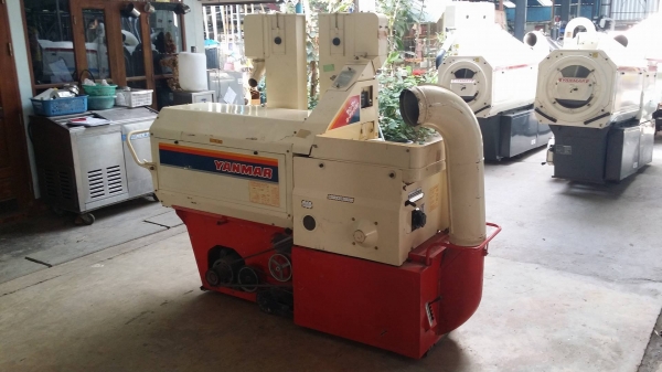 เครื่องสีข้าวกล้องเก่าญี่ปุ่น YANMAR รุ่น RHS30D สภาพเครื่องสวย พร้อมใช้งาน