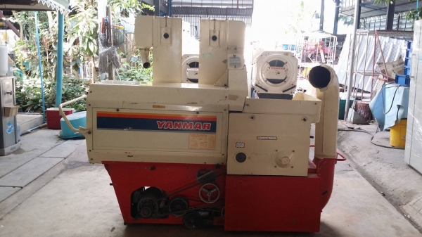 เครื่องสีข้าวกล้องเก่าญี่ปุ่น YANMAR รุ่น RHS30D สภาพเครื่องสวย พร้อมใช้งาน
