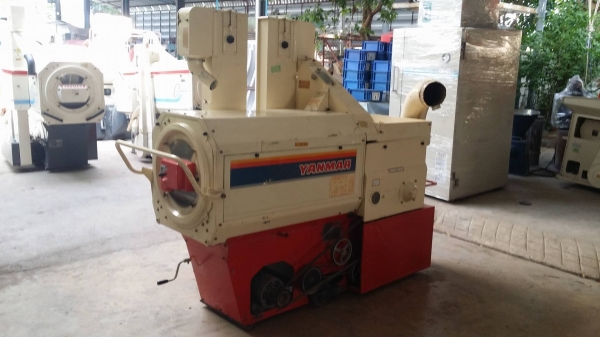 เครื่องสีข้าวกล้องเก่าญี่ปุ่น YANMAR รุ่น RHS30D สภาพเครื่องสวย พร้อมใช้งาน
