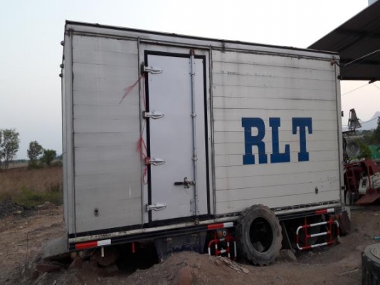 ขาย - ตู้บรรทุกสินค้า สำหรับใส่รถบรรทุก สภาพสวย