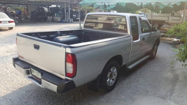 ขายนิสซันฟรอนเทีย ปี 2000 เครื่อง 2700 พวงมาลัยพาวเวอร์ สภาพสวย ขายนิสซันฟรอนเทีย ปี 2000 เครื่อง 2700 พวงมาลัยพาวเวอร์ สภาพสวย