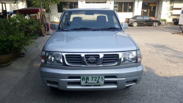 ขายนิสซันฟรอนเทีย ปี 2000 เครื่อง 2700 พวงมาลัยพาวเวอร์ สภาพสวย ขายนิสซันฟรอนเทีย ปี 2000 เครื่อง 2700 พวงมาลัยพาวเวอร์ สภาพสวย