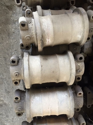 โรลเลอร์รถขุด sumitomo 2800 F2 เก่าญี่ปุ่น ราคา 2,000 บาท โรลเลอร์รถขุด sumitomo 2800 F2 เก่าญี่ปุ่น ราคา 2,000 บาท