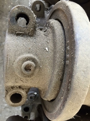 โรลเลอร์รถขุด sumitomo 2800 F2 เก่าญี่ปุ่น ราคา 2,000 บาท โรลเลอร์รถขุด sumitomo 2800 F2 เก่าญี่ปุ่น ราคา 2,000 บาท