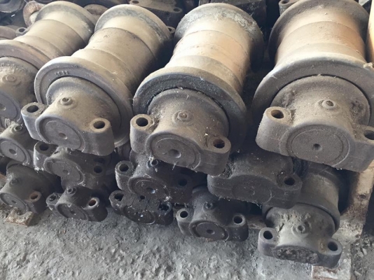 โรลเลอร์รถขุด sumitomo 2800 F2 เก่าญี่ปุ่น ราคา 2,000 บาท โรลเลอร์รถขุด sumitomo 2800 F2 เก่าญี่ปุ่น ราคา 2,000 บาท