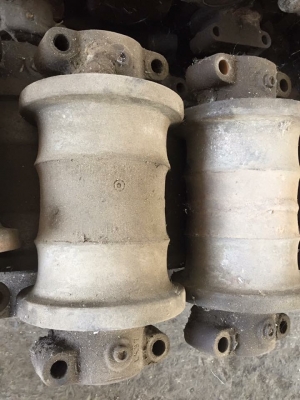 โรลเลอร์รถขุด sumitomo 2800 F2 เก่าญี่ปุ่น ราคา 2,000 บาท โรลเลอร์รถขุด sumitomo 2800 F2 เก่าญี่ปุ่น ราคา 2,000 บาท