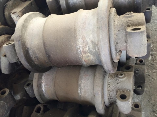 โรลเลอร์รถขุด sumitomo 2800 F2 เก่าญี่ปุ่น ราคา 2,000 บาท