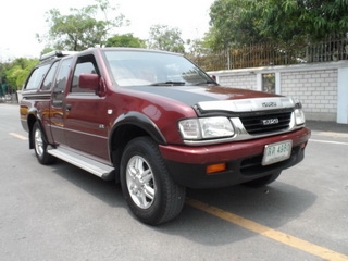 ISUZU DRAGON EYES SPACE CAB SX 2.8 AT ปี 1999 ราคาถูก T.086-527-9533