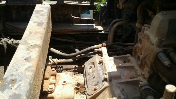 รถฮีโน่ 6 ล้อดั้ม FF3H 195 แรงม้า. ปี 37.    สนใจติดต่อ  081 - 6079515