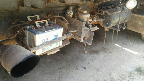 รถฮีโน่ 6 ล้อดั้ม FF3H 195 แรงม้า. ปี 37.    สนใจติดต่อ  081 - 6079515