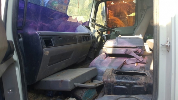 รถฮีโน่ 6 ล้อดั้ม FF3H 195 แรงม้า. ปี 37.    สนใจติดต่อ  081 - 6079515