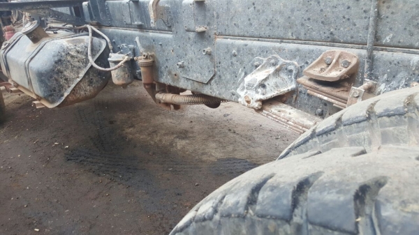 รถฮีโน่ 6 ล้อดั้ม FF3H 195 แรงม้า. ปี 37.    สนใจติดต่อ  081 - 6079515