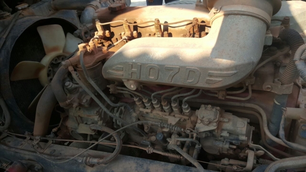 รถฮีโน่ 6 ล้อดั้ม FF3H 195 แรงม้า. ปี 37.    สนใจติดต่อ  081 - 6079515