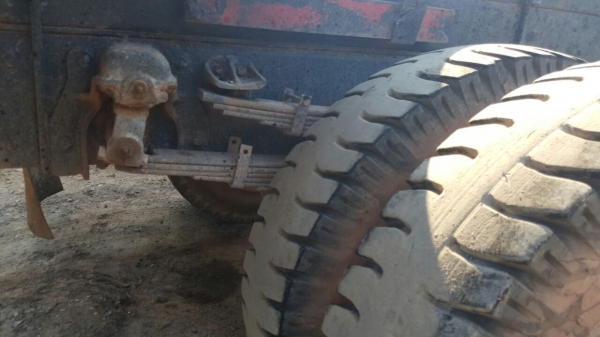 รถฮีโน่ 6 ล้อดั้ม FF3H 195 แรงม้า. ปี 37.    สนใจติดต่อ  081 - 6079515