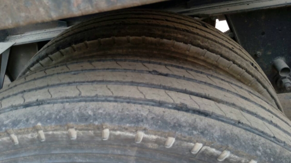 รถฮีโน่ 10 ล้อดั้ม FM1J เปลื่ยนเครื่อง 320 แรงม้า. ปี 48.  ( ขาย แม่ , ลูก. )    สนใจติดต่อ  081 - 6079515