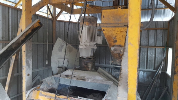 ขาย แพนท์ปูนครบชุด พร้อมใช้งาน ถังไซโลไม่ให้ครับ ราคาคุยกันได้ ขาย แพนท์ปูนครบชุด พร้อมใช้งาน ถังไซโลไม่ให้ครับ ราคาคุยกันได้