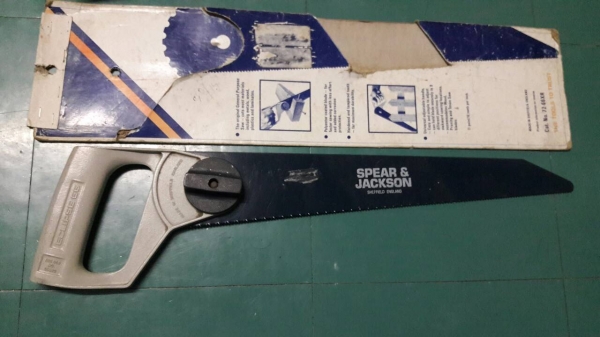 ขายเลื่อยปรับองศาได้งานเก่าเก็บอังกฤษSPEAR&JACKSON Made in England. ขายเลื่อยปรับองศาได้งานเก่าเก็บอังกฤษSPEAR&JACKSON Made in England.