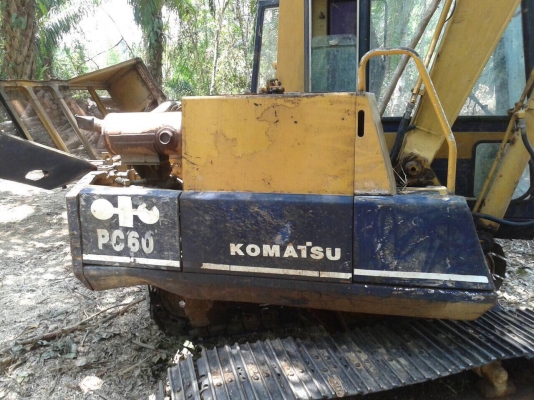 ขายรถแบคโฮ KOMATSU 60-5 แอร์ เอกสารพร้อม สภาพดี สนใจโทร 081-970-1072