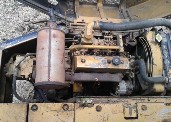 ขายรถแบคโฮ KOMATSU 60-5 แอร์ เอกสารพร้อม สภาพดี สนใจโทร 081-970-1072