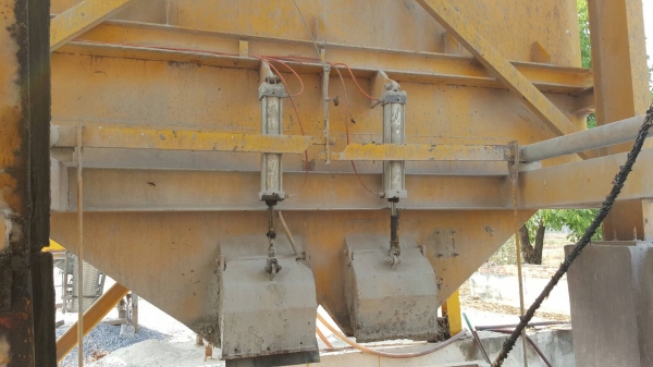 ขาย แพนท์ปูนครบชุด พร้อมใช้งาน ถังไซโลไม่ให้ครับ ราคาคุยกันได้ ขาย แพนท์ปูนครบชุด พร้อมใช้งาน ถังไซโลไม่ให้ครับ ราคาคุยกันได้