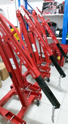 เครนยกเครื่อง แบบไฮดรอลิค  ยกได้ 2ตัน