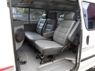 TOYOTA HIACE 2.0 MT พร้อมติดตั้งแก๊ส LPG พร้อมใช้ ขายถูก T.086-527-9533