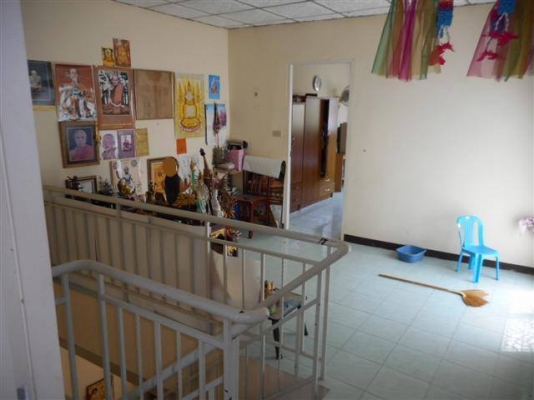 ขายบ้านแฝด หมู่บ้านสวนกล้วยไม้ พุทธบูชา 39 เนื้อที่ 28 ตร.ว.