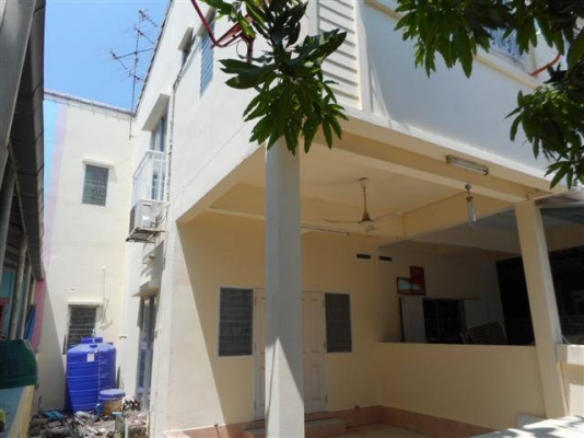 ขายบ้านแฝด หมู่บ้านสวนกล้วยไม้ พุทธบูชา 39 เนื้อที่ 28 ตร.ว.