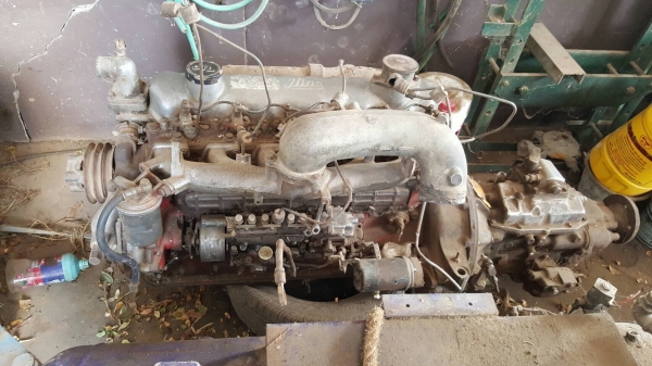 ขาย เครื่อง EH700 168 แรงม้า พร้อมเกียร์ มีใบคุมเครื่องครับ