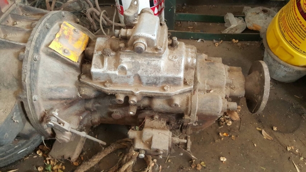 ขาย เครื่อง EH700 168 แรงม้า พร้อมเกียร์ มีใบคุมเครื่องครับ