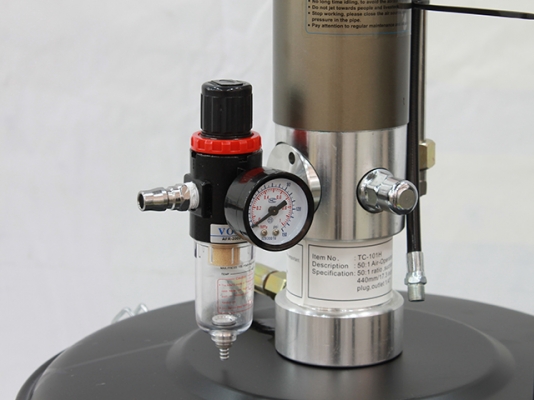 ถังอัดจารบี ขนาด30 Kg.