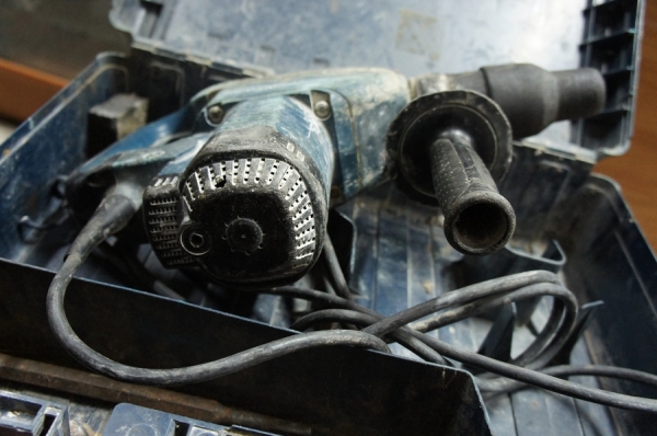 ขายสว่านกระแทกรุ่นใหญ่ BOSCH GBH5-38D