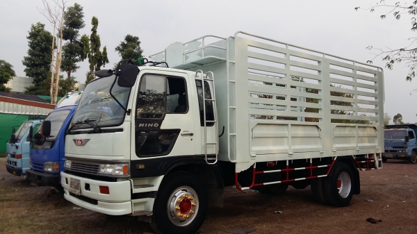 ขายหกล้อใหญ่ ฮีโน่ FF3H-195 แรงม้า กระบะยาว 5.50ม. สภาพสวยพร้อมใช้