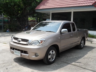 TOYOTA VIGO 2.5 G D4D CAB ปี 2006 รถพร้อมใช้ จัดไฟแนนซ์ได้ T.086-527-9533