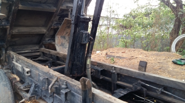 ขายหกล้อดั้มพ์ NPR59LU5FM ปี38 แอร์ เพาเวอร์ เอฟ เกียร์ร็อกกี้ ดั้มสามมิตร สภาพสวยพร้อมใช้