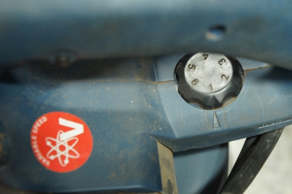 ขายเครื่องขัดกระดาษทราย RYOBI ปรับความเร็วได้